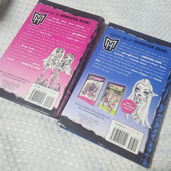 MONSTER HIGH  GHOULFRIENDS FOREVER SET OF 2 BOOKS - Picture 4 of 8